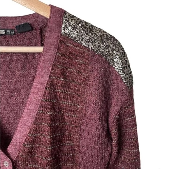 Miss Me Light Weight Button Up Cardigan Boucle Sequin Maroon SMALL - Picture 5 of 8